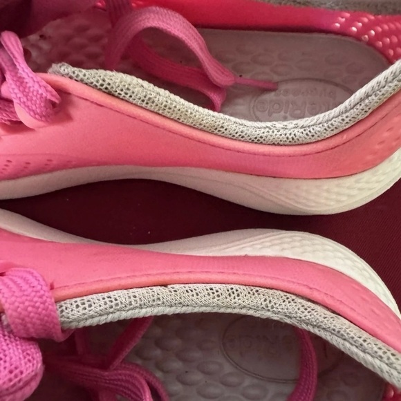 Crocs LiteRide Pink Pacer Perforated Lace Up Shoes Womens Sz. 7 EUC - Picture 7 of 14